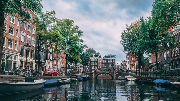 SubEasy - Sfide nella traduzione dall’olandese all’inglese