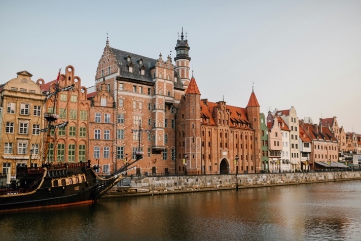 SubEasy - Challenges in Polish to English Translation